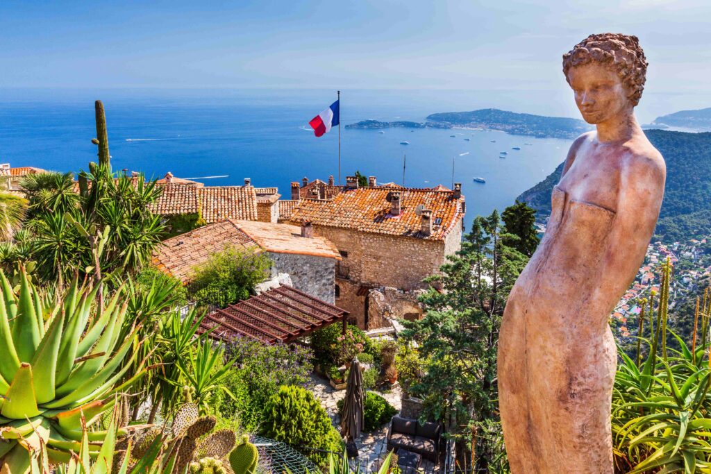 Eze village point de vue depuis le jardin botanique d'Eze